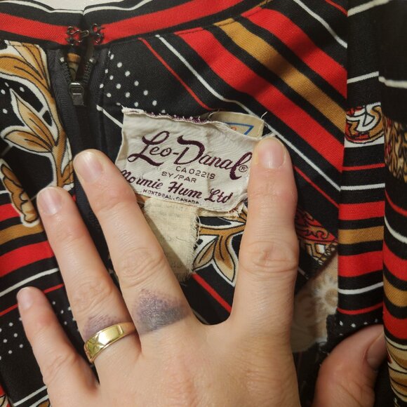 Vintage Montreal patterned dress - Picture 4 of 5